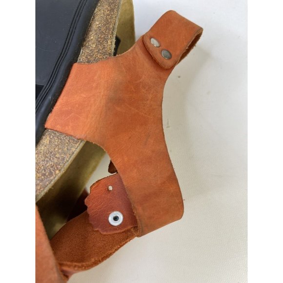 Vintage Chunky Platform Leather Heeled Fisherman Sandals by 9&Co. - Picture 8 of 9